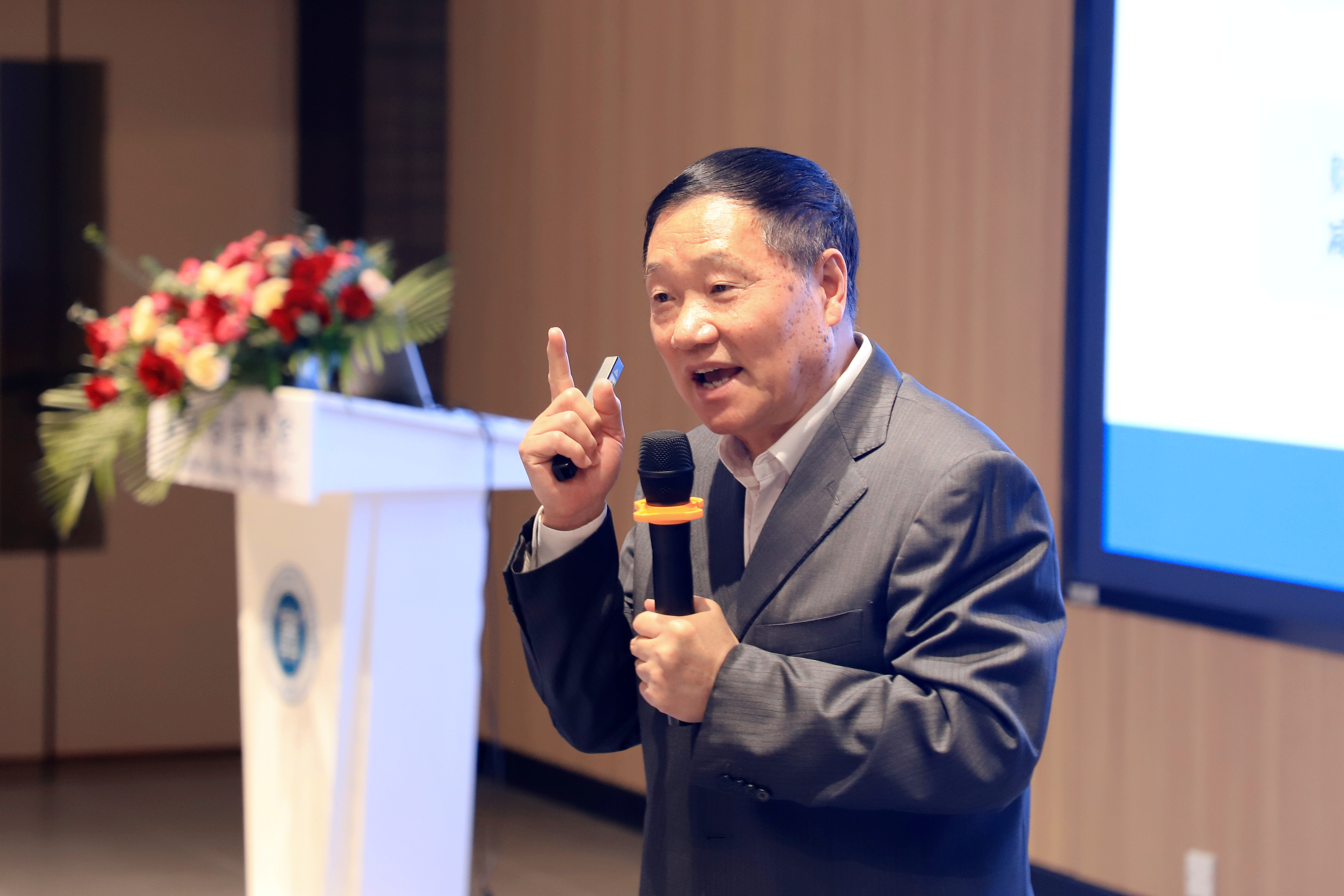 图片 2.png 图片 2.png