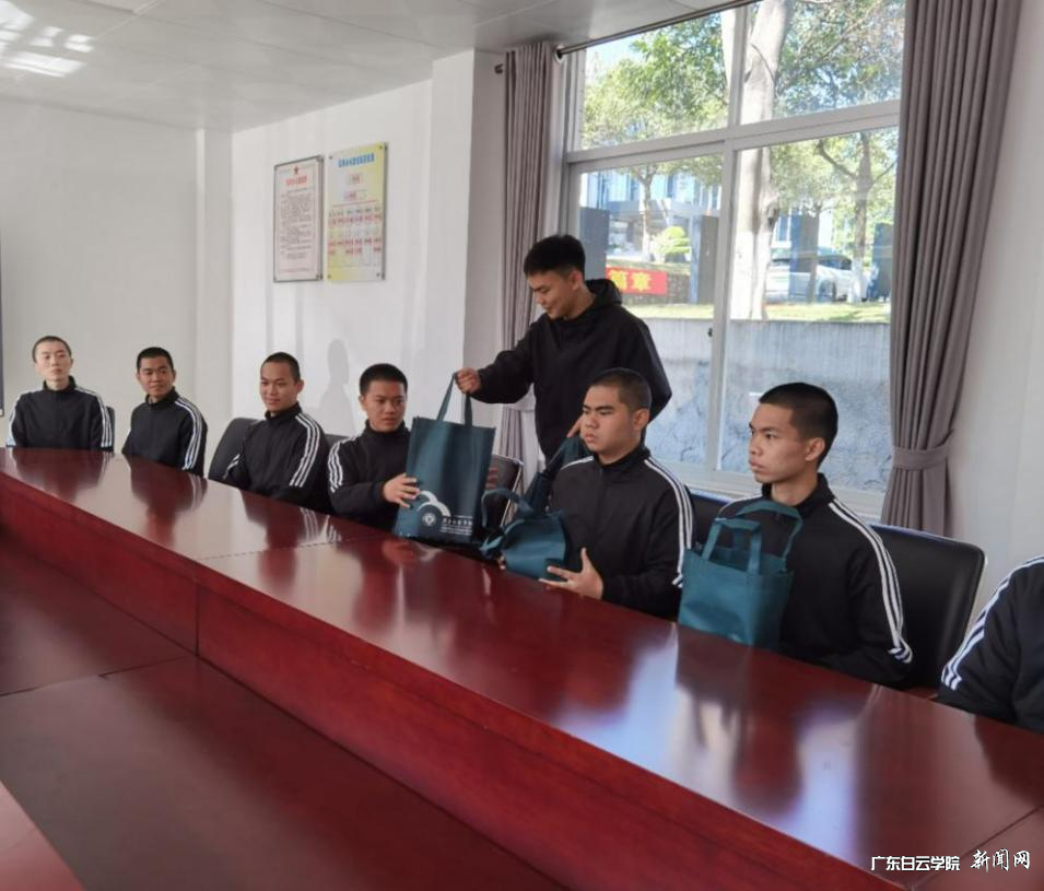 图片 4.png 图片 4.png