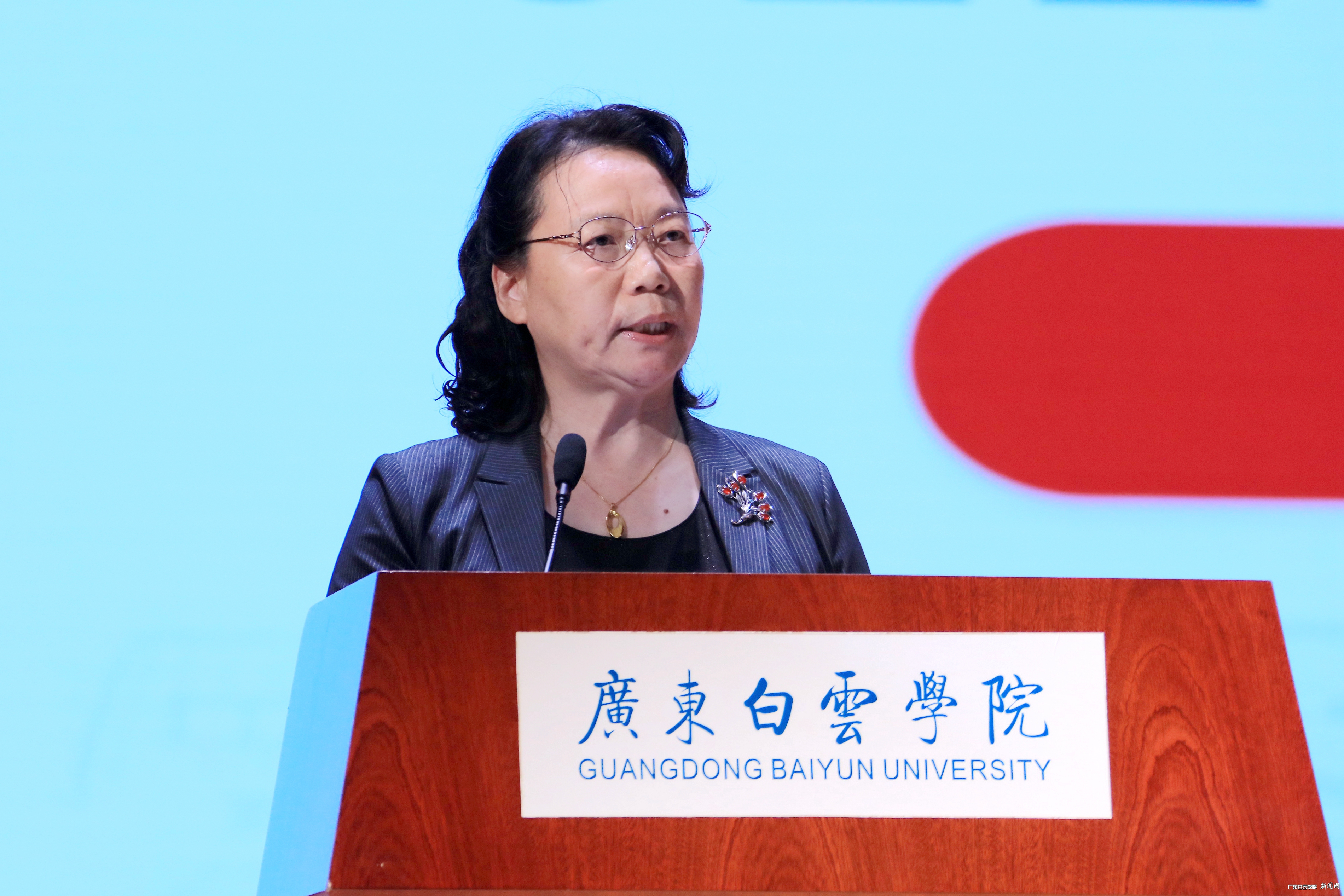 程玮执行校长《2022年学校工作报告》1.jpg 程玮执行校长《2022年学校工作报告》1.jpg