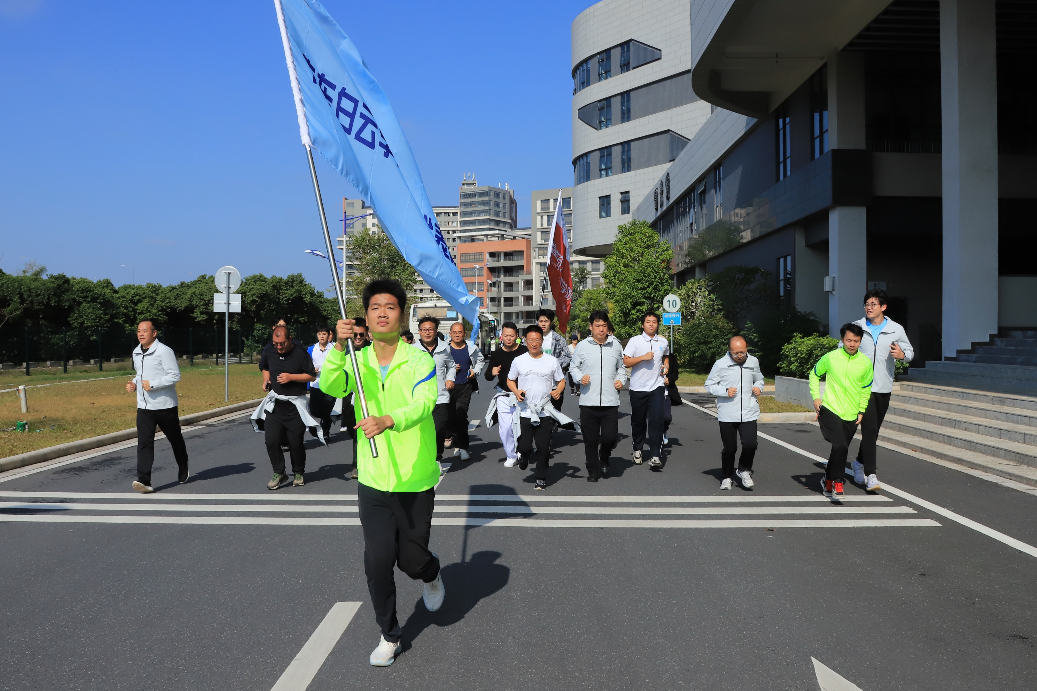 图片 3.png 图片 3.png