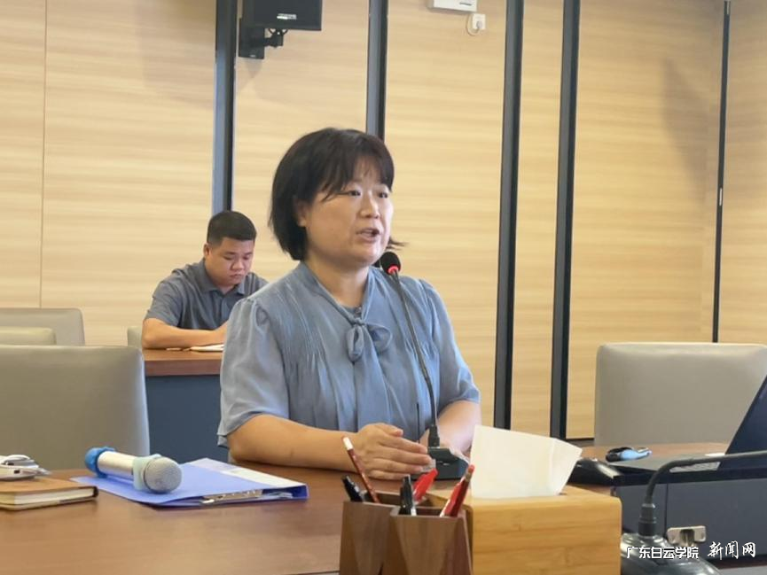 王梅院长助理会上发言.png 王梅院长助理会上发言.png